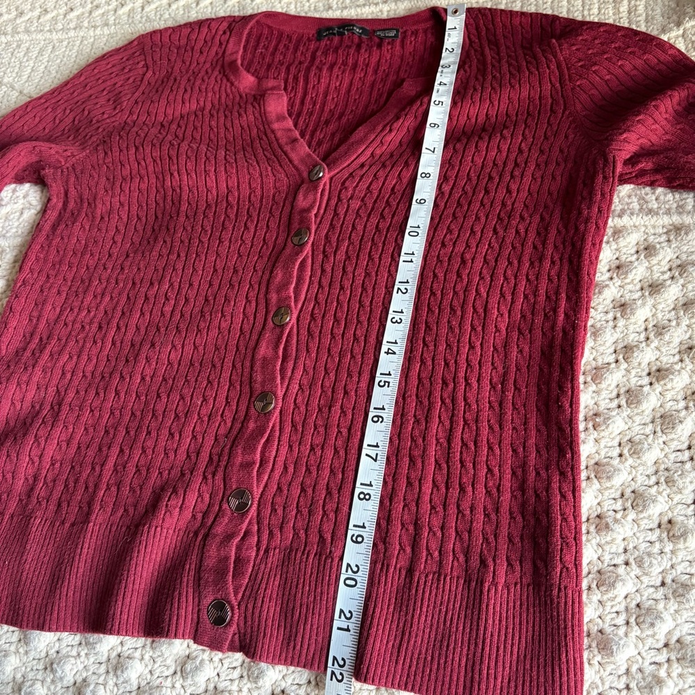 Vintage JEANNE PIERRE Deep Burgundy Maroon Red Cable Knit Button Cotton Cardigan - Picture 6 of 6
